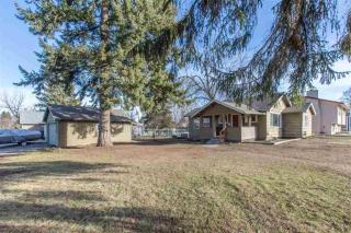 4007 22nd Ave, Spokane WA  99223-5517 exterior