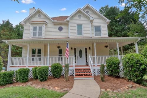 153 Springwater Trce, Holly Springs, GA 30188-6007