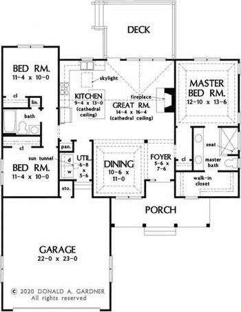 57 Virginia St, Lavonia, GA 30553-0014