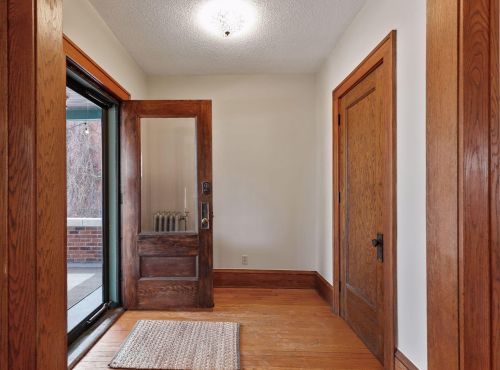 607 Dayton Ave, Saint Paul MN  55104-7203 exterior
