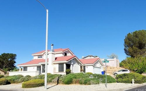 14811 Cool Glen Dr, Helendale, CA 92342-7753