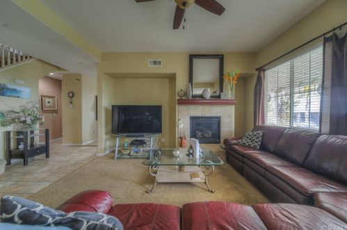 9380 Dauchy Ave, Riverside CA  92508-9213 exterior