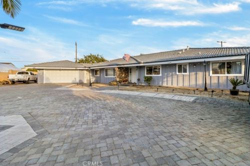 2550 Rowland Ave, Anaheim CA  92804-2271 exterior