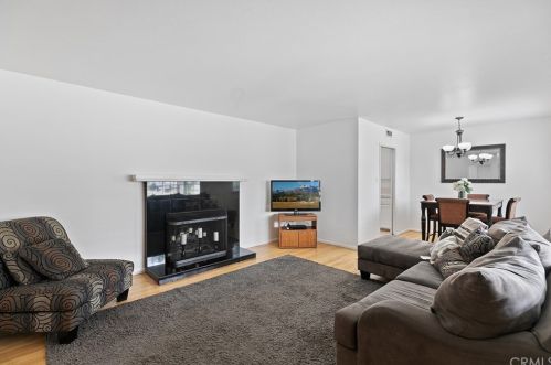 340 Dexford Dr, La Habra, CA 90631-4340