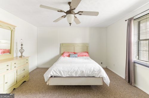 90 Cumberland Dr, Rex GA 30273-1800 exterior