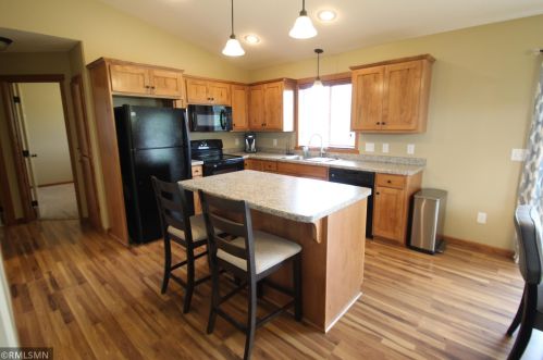 1111 Cory Ln, Saint Cloud, MN 56303-4687