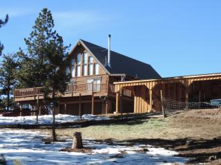 92 Elkhorn Cir, Twin Rock, CO 80816-9064