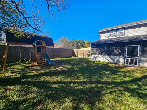 108 Oriole Ln, Angleton TX  77515-3825 exterior