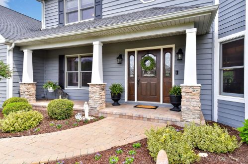 510 Ford Ln, Hanover Park, IL 60103-6611