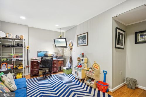 5269 Bradgen Ct, Springfield VA  22151-3524 exterior