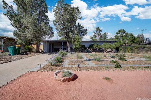 8721 Hopkins Dr, Denver CO  80229-8201 exterior