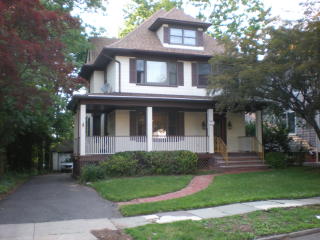 370 Larch Ave, Bogota, NJ 07603-1008