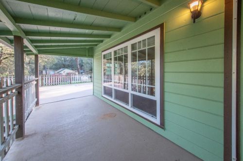 323 Knorr Swiss Ln, Cape Horn, CA 95713-9285