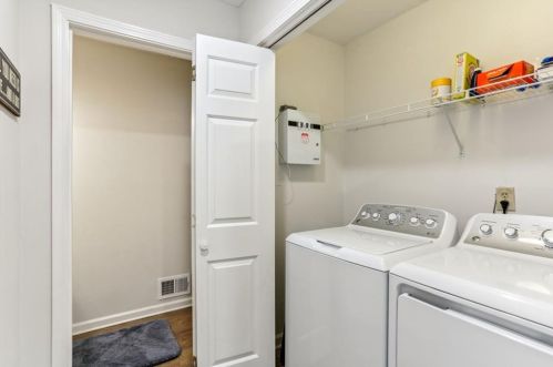 1172 Alexandria Ct, Atlanta GA  30319-4548 exterior