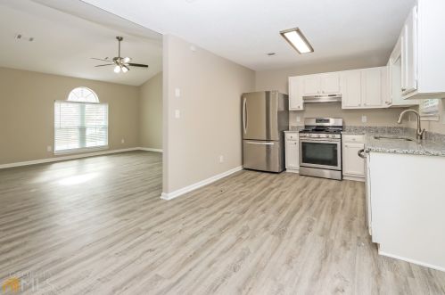 3492 Oak Leaf Ct, Rex GA  30273-2193 exterior