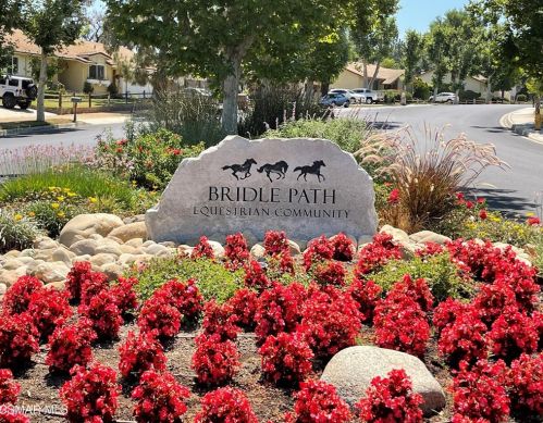 1919 Rocking Horse Dr, Simi Valley, CA 93065-5915