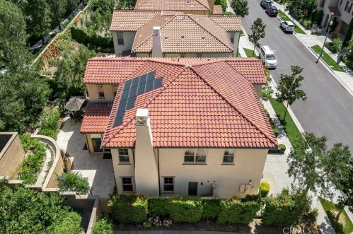 82 Cortland, Irvine, CA 92620-2191