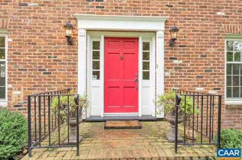 202 Sturbridge Rd, Charlottesville, VA 22901-2116