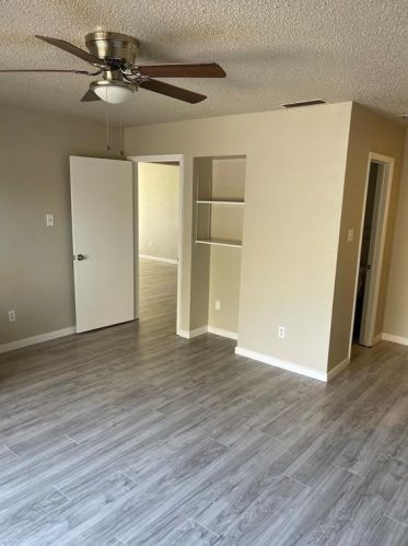 5500 Willow Cir, Fort Worth TX  76112-1952 exterior