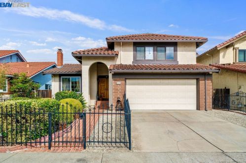 24410 Calaveras Rd, Hayward, CA 94545-2053