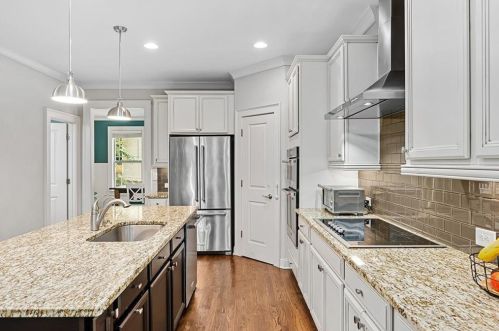 2113 Elvan Cir, Atlanta GA  30317-1307 exterior