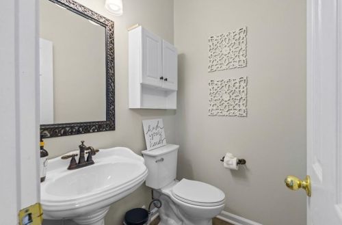 842 Eagle Glen Xing, Holly Springs GA  30189-6958 exterior
