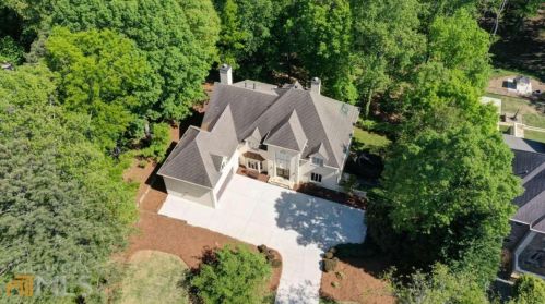 280 Cameron Ridge Dr, Atlanta GA  30328-4709 exterior