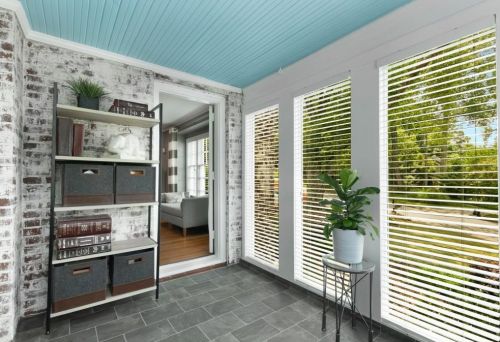 676 Hillpine Dr, Atlanta GA  30306-3277 exterior