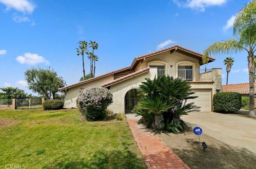 16350 Rancho Escondido Dr, Riverside CA  92506-5816 exterior