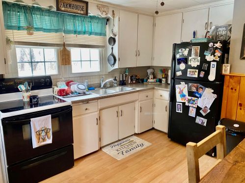 288 Elm St, Unity, NH 03743-4925
