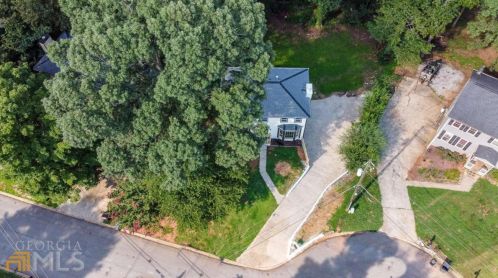 5068 Cold Springs Dr, Lilburn GA  30047-3776 exterior