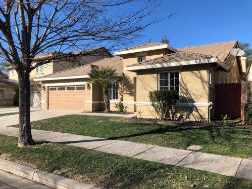 2961 Evergreen Ln, Turlock, CA 95382-7392
