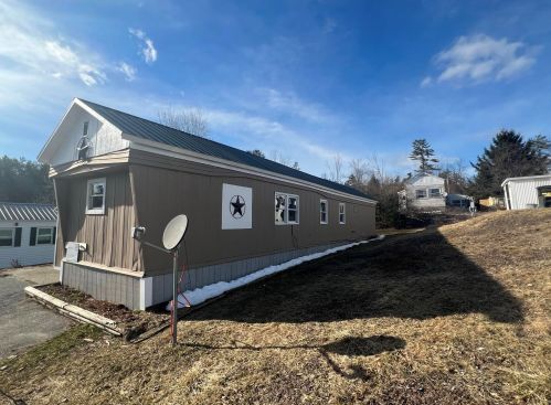 21 Fiske Pl, Unity, NH 03743-4109