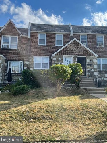 160 Fariston Dr, Philadelphia, PA 19120-1006