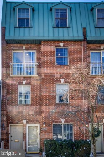 2330 Fairmount Ave, Philadelphia PA  19130-2519 exterior