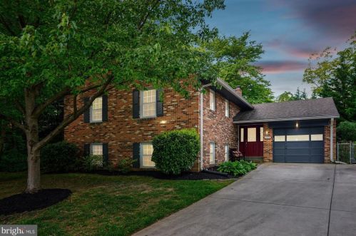 4500 Tempest Pl, Annandale, VA 22003-3968