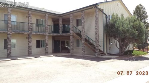 175 Spruce St, Elizabeth, CO 80107-6724