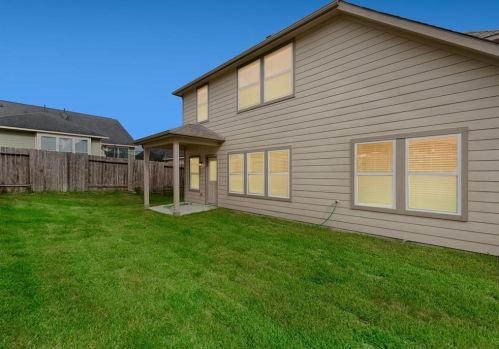 1733 Cindy Ln, Conroe TX  77304-3159 exterior