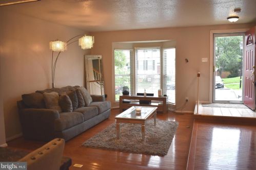 14618 Mcknew Rd, Burtonsville, MD 20866-1352