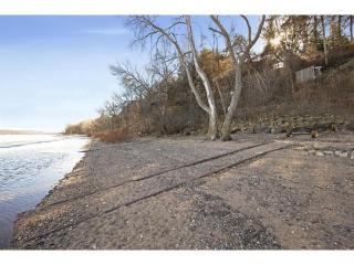 865 Quentin Ave, St Marys Point, MN 55043-9533