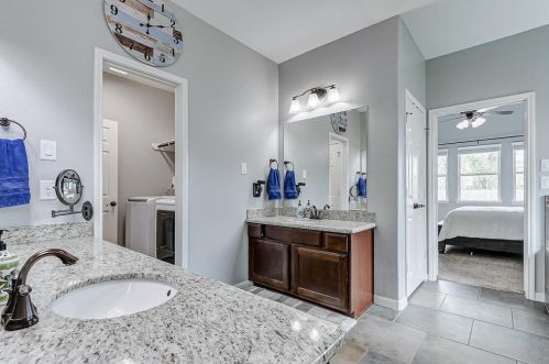 9306 Wheatfield Ln, Richmond TX 77469-5358 exterior