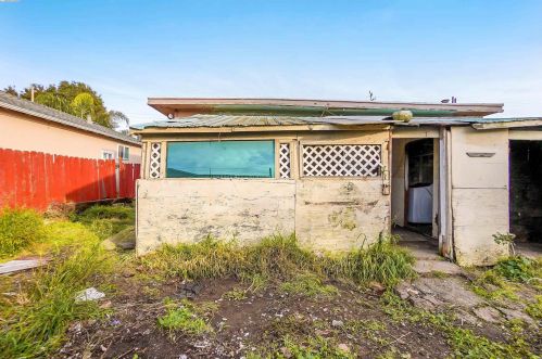 3401 Bridge Rd, Hayward, CA 94545-4419