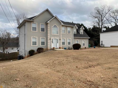 4152 Flakes Mill Manor Ln, Ellenwood, GA 30294-4228