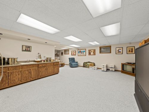 8815 Aintree Ln, Willowbrook IL  60527-8392 exterior