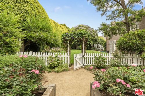 226 Palisades Ave, Santa Monica, CA 90402-2734