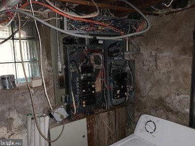 6621 Jackson St, Philadelphia PA  19145-3833 exterior