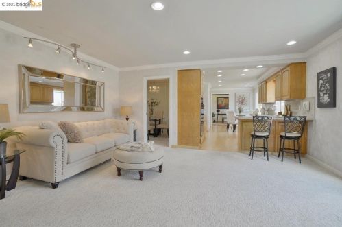 23 Kirkwood Ct, Concord CA  94521-1427 exterior