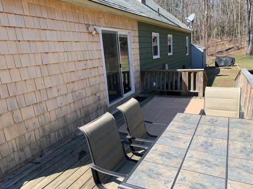 407 Province Rd, Belmont, NH 03220-3714