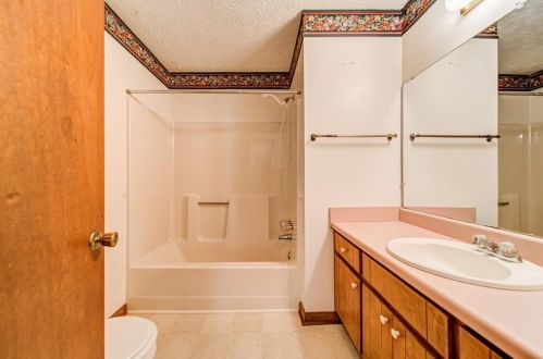 226 Ashland Dr, Stockbridge GA  30281-1768 exterior