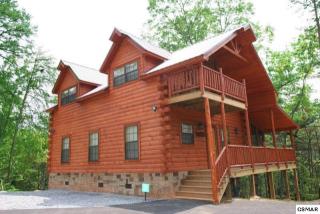 1241 Honeysuckle Ln, Pigeon Forge, TN 37876-8929